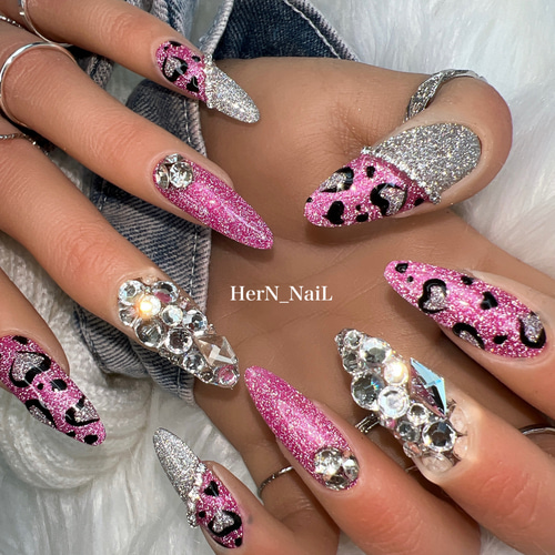 フラッシュ》ピンクシルバーレオパードフラッシュネイルチップ ネイル