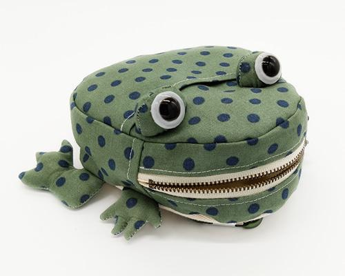 リュックなカエルさんポーチ(中) ＊濃緑ドット＊ ポーチ keropy34 通販