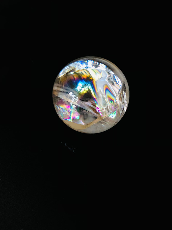 水晶丸玉　虹入り 楽天市場】水晶 丸玉 アイリスクォーツ スフィア 虹入り 好きな