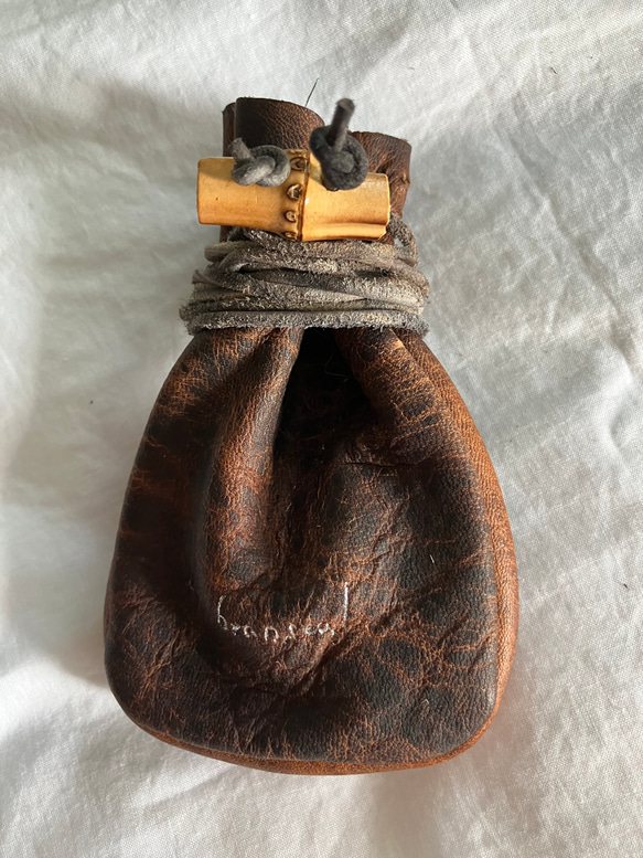 印籠コインケース ジビエ鹿革火山灰染めレザー 小銭入れ・コインケース