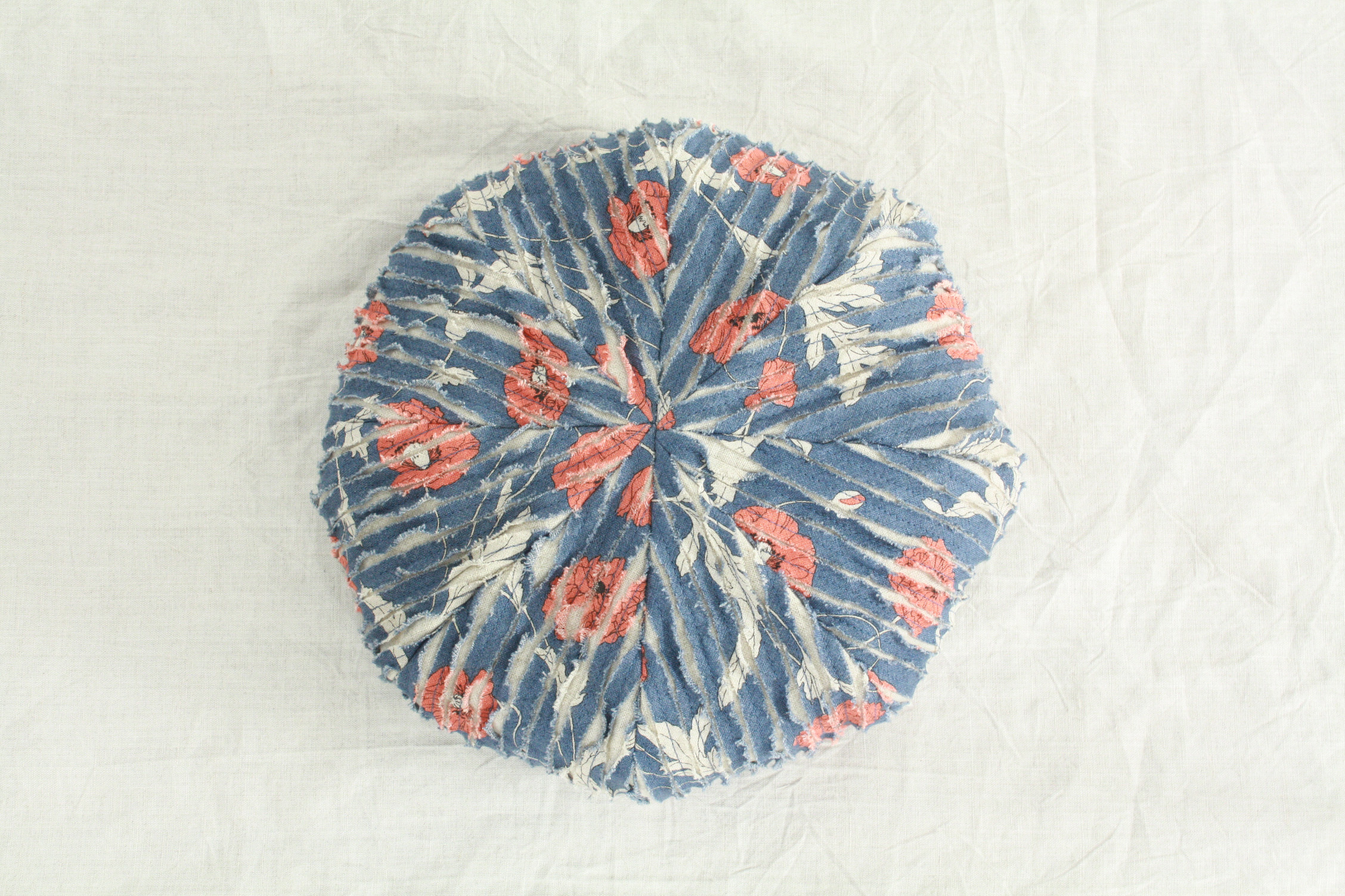 ブルーリネンの花柄リネンスラッシュベレー　オールシーズン　ベレー帽　ナチュラル　ファッション