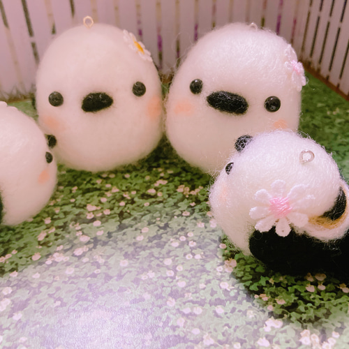 仲良しシマエナガ親子 羊毛フェルト いちごのしずく 通販