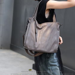 おしゃれで素敵！グレー|黒|茶|3色•3WAY•植物鞣し牛革