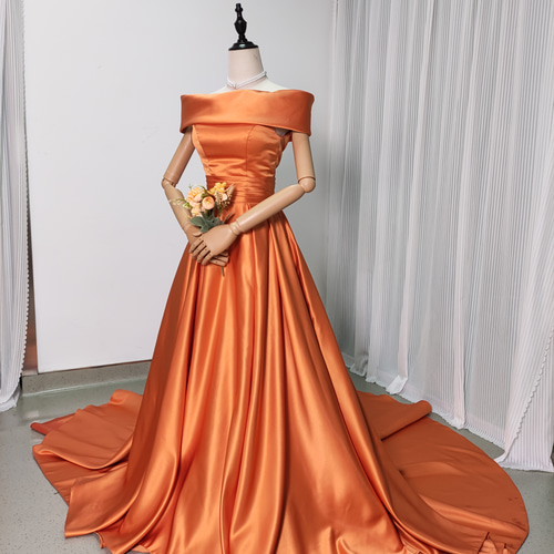 送料無料！パーティードレス オレンジ 光沢サテン リボン オフショル  
