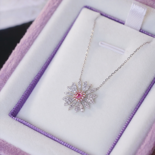 花モチーフ ピンクダイヤモンド付きネックレスk18 ネックレス  