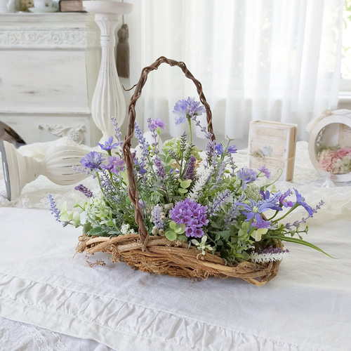 ✨ひろりんです✨クレイフラワー♡天使とお花♡ロココ調フラワーアレンジメント ✨ひろりん様専用です✨クレイフラワー♡天使とお花♡ロココ調フラワー