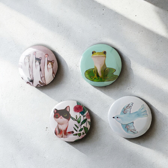 選べる缶バッジ2個セット(44mm/12種類)裏面プラ 6枚目の画像
