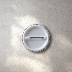 選べる缶バッジ2個セット(44mm/12種類)裏面プラ 16枚目の画像