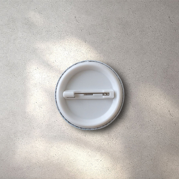 選べる缶バッジ2個セット(44mm/12種類)裏面プラ 16枚目の画像