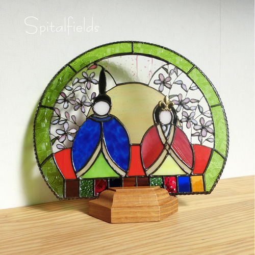 ステンドグラスのお雛様(木製の枠付き)