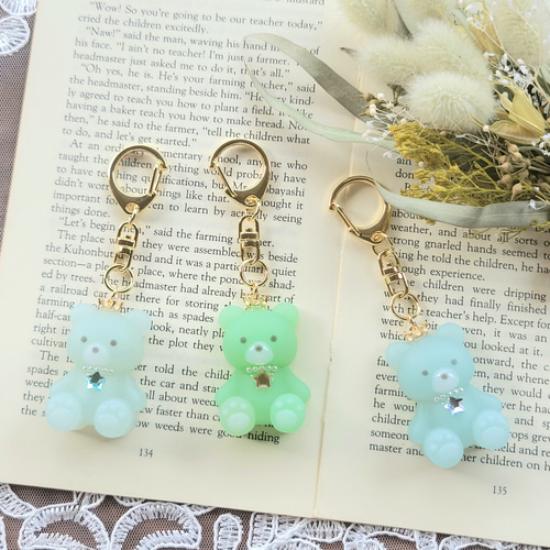 くまちゃんのキーホルダー ミントグリーン 星黄色 その他アクセサリー