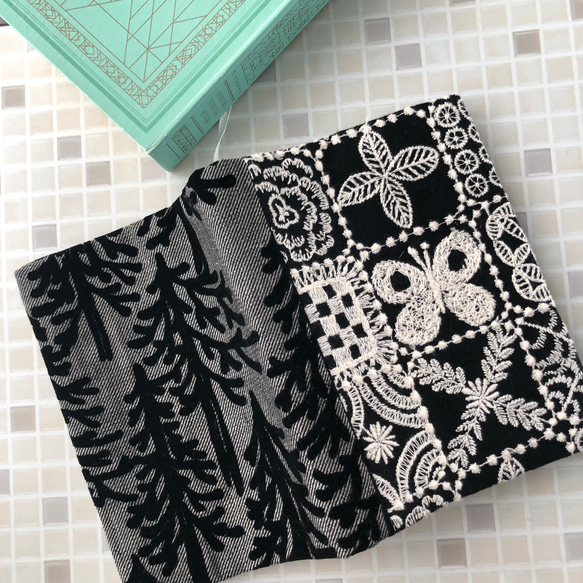 希少　新品　ミナペルホネン ピースブックカバー 希少 新品 ミナペルホネン ピースブックカバー piece, book cover発売