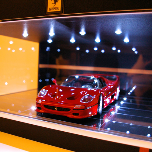 Ryoma・USB電源・ 1/18展示可・SWH&BK・ディスプレーBOX USB電源・1/18展示可・BK基調・ディスプレーBOX / 白色LED20灯