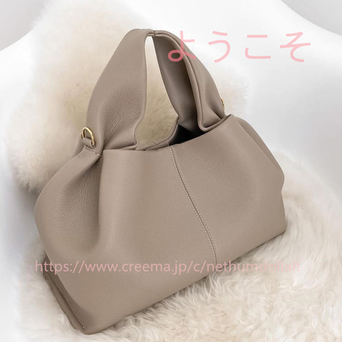 【Sサイズ・餃子バック】本革　ハンドバック ショルダーバック　餃子バック LOEWE】春新作の“餃子”バッグに注目！ユニークな形が周りと差をつける