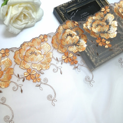 特別価格❣ 1m 光沢感 花柄刺繍 チュールレース ハンドメイド 生地