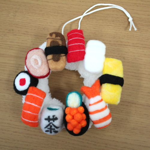 お寿司 ポンポンリース ハンドメイド 羊毛フェルト handmade Sushi