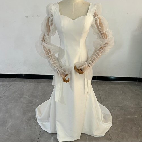 パーティードレス オフホワイト シースルー袖 背中見せ スレンダー  