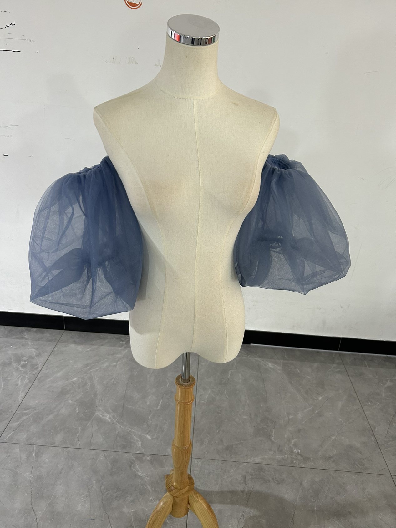 可愛い 取り外し袖 ジュエルブルー パフスリーブ ソフトチュール ストレッチ 花嫁 7,592円