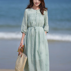 ラミー/麻刺繡生地　ふんわりシルエットのロングワンピース　ポケット付き　裏地付き【春夏秋】ミントグリーン 2枚目の画像