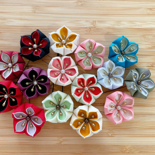 お好きな色でオーダーメイド❇︎つまみ細工花飾り 成人式 卒業式