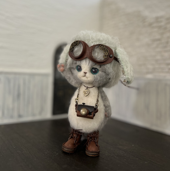 うさ耳帽子のごーぐるにゃんこ 羊毛フェルト ねこ　ぬいぐるみ　ミント 4枚目の画像
