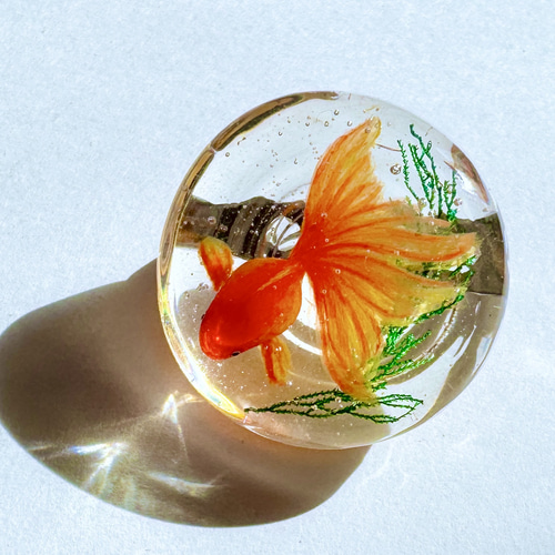 琉金 ブローチ 金魚 ブローチ 池波屋 通販｜Creema(クリーマ) 17973629