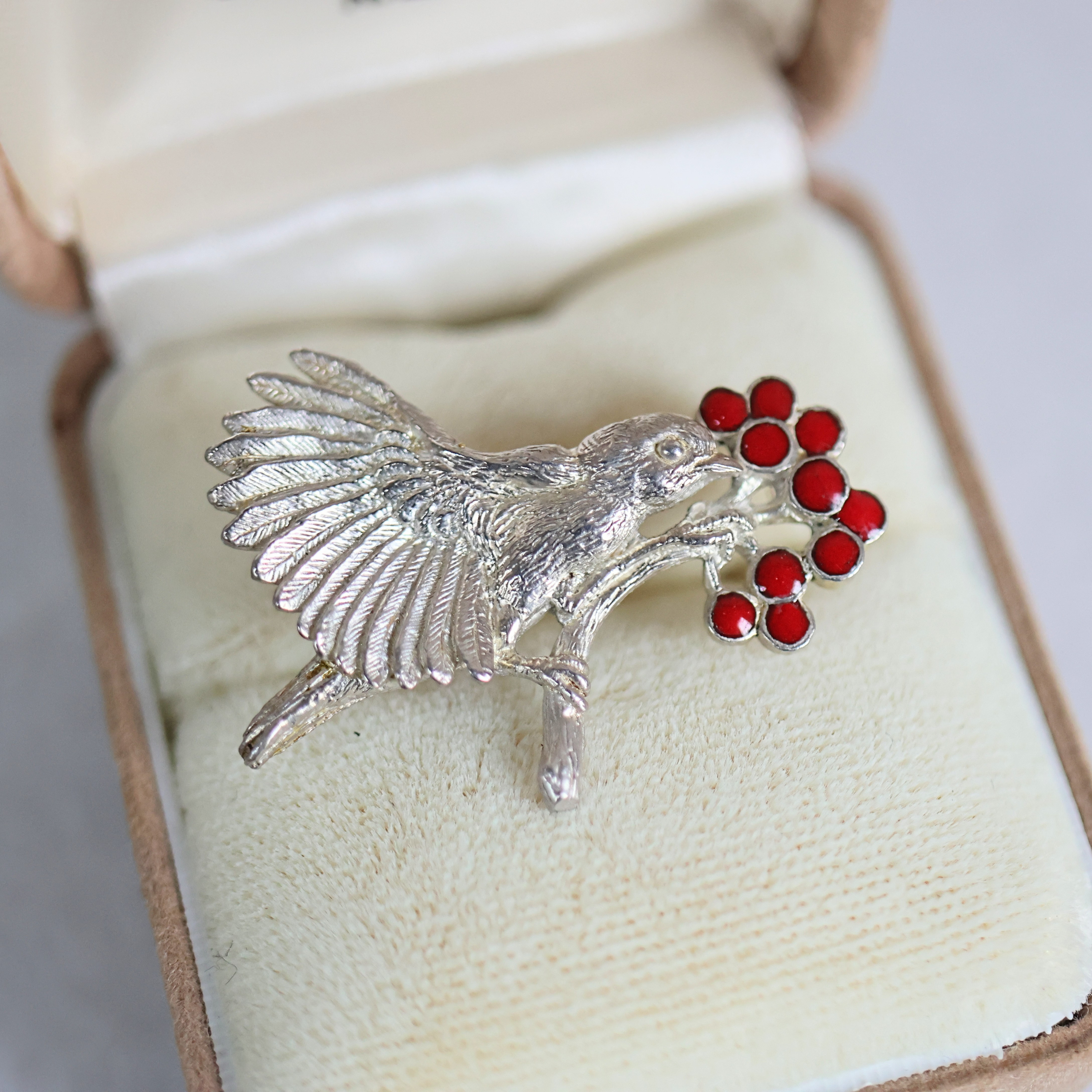 幸運を呼ぶ鳥コマドリのエナメルブローチ/ペンダント兼用【受注生産】