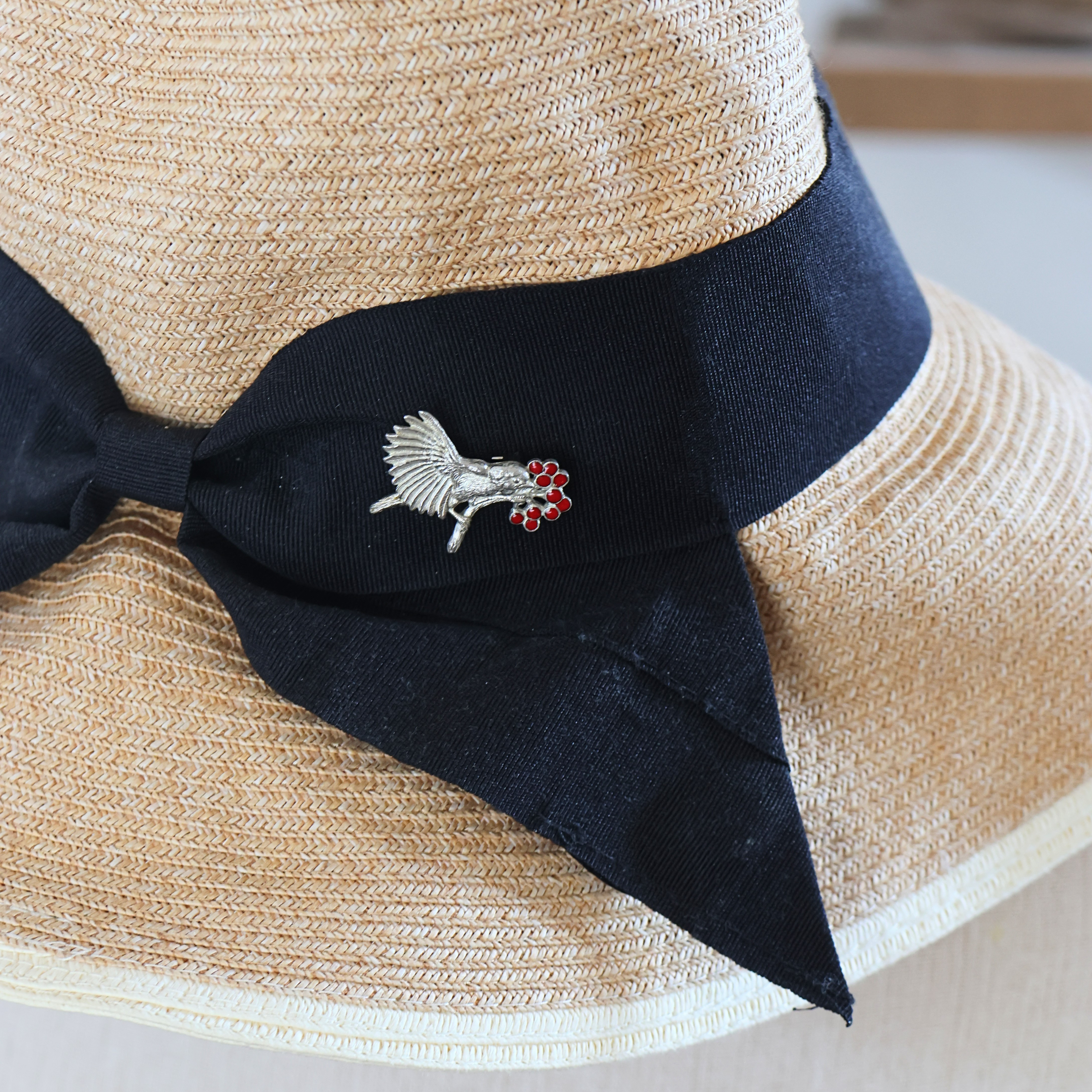 幸運を呼ぶ鳥コマドリのエナメルブローチ/ペンダント兼用【受注生産】