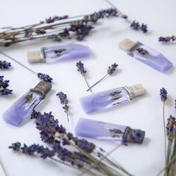 ラベンダーの透明USBメモリ【Violet-Dewdrop】(32,64GB) 北海道富良野産ラベンダーを使用 9枚目の画像