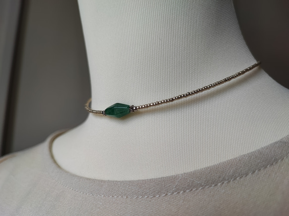 グリーンアベンチュリンのシンプルチョーカーネックレス 6枚目の画像