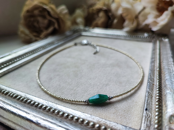 グリーンアベンチュリンのシンプルチョーカーネックレス 4枚目の画像