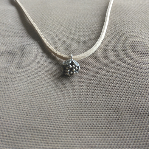 カレンsilver＊＊＊革紐ネックレス＊＊＊ ネックレス・ペンダント