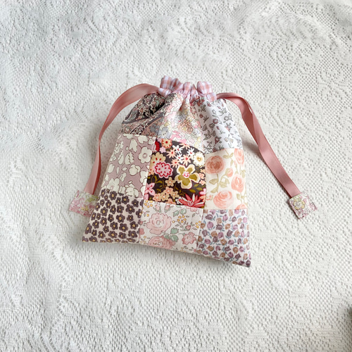 パッチワーク巾着 1ページ目 巾着袋 nona.zakka 通販 17974015 パッチワーク巾着 1ページ目 巾着袋 nona.zakka 通販 17974015