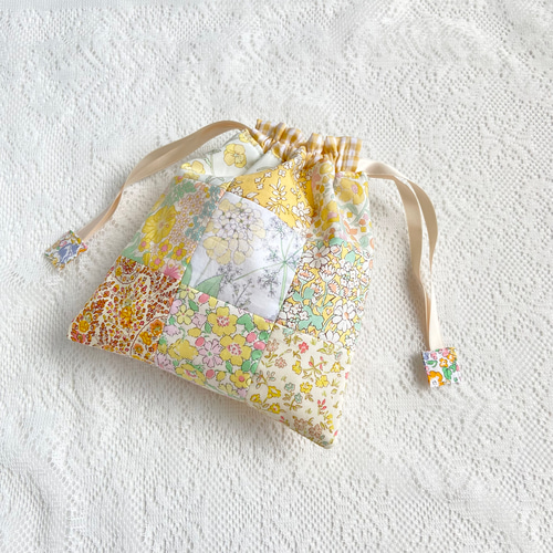 ゆゆ様専用。パッチワークの巾着袋 （茶系×カラシ） パッチ