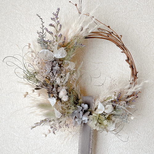 パンパスグラスのクラシックリースドライフラワーリース