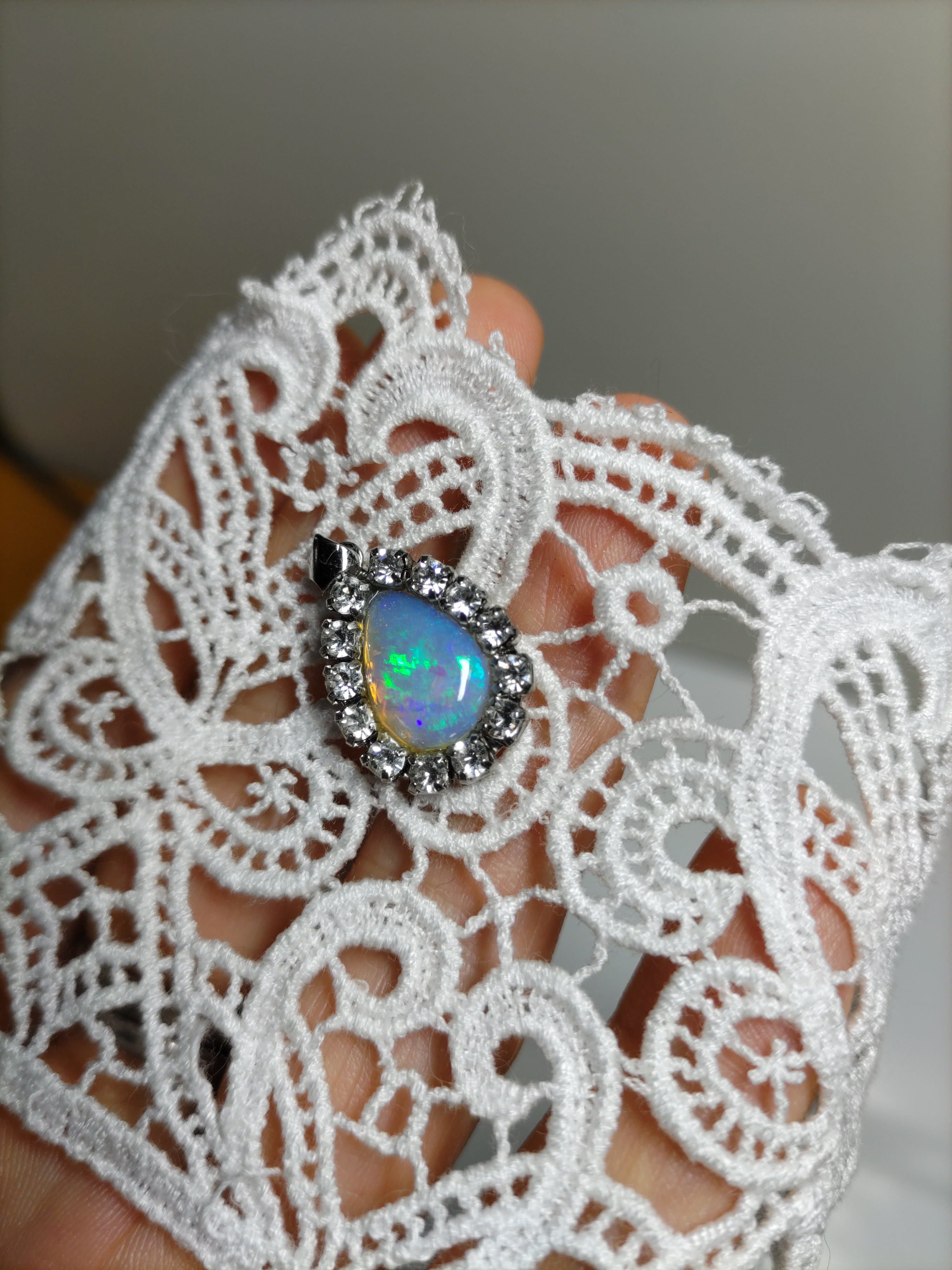 ペンダントトップ