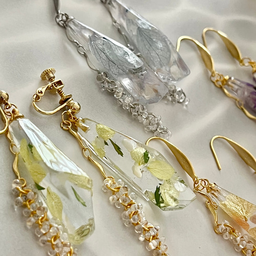揺れる鉱石＊イヤリングorピアスorイヤーカフ イヤリング 