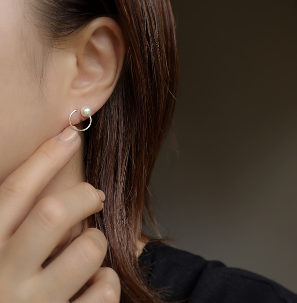 【14kgf or Silver】月とパール キャッチレス-Small ring- 5枚目の画像