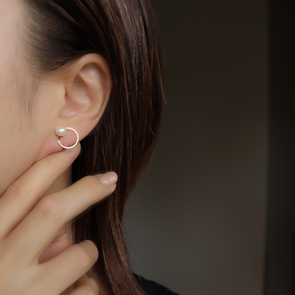 【14kgf or Silver】月とパール キャッチレス-Small ring- 3枚目の画像