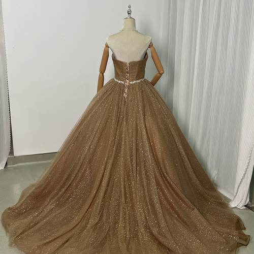 ベージュ グリッターパーティードレス 送料無料！豪華！ カラードレス ベージュ キラキラグリッターチュール