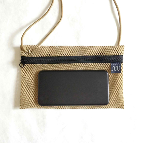 横型「ベージュ」 ファスナー付きスマホポシェット スマホポーチ