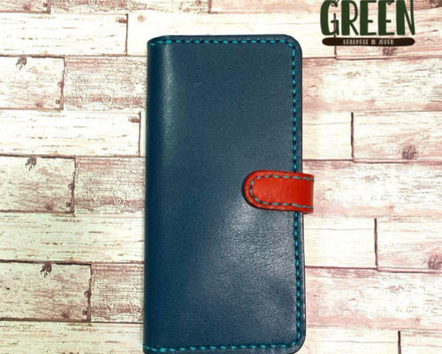 2枚ポケット付き　栃木レザー　ネイビー　iPhoneケース　　本革　手帳型 サイドポケット付き 栃木レザー ネイビー×レッド iPhoneケース