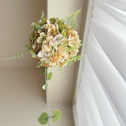 紫陽花フライングボール*・゜゜・*:.。..。.:*・ アンティークカラー紫陽花ボール/ボール型アレンジ/フラワーボール
