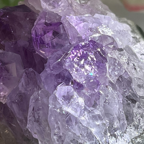 愛の守護石】レインボー アメジスト 紫水晶 クラスター 原石 愛の守護石】レインボー アメジスト 紫水晶 クラスター 原石