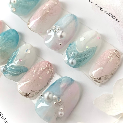 ネイルチップ ブルーとピンクのシェルネイルチップ 人魚のしっぽ