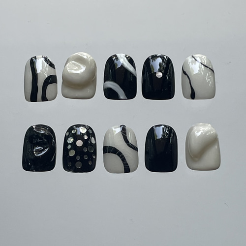 モノトーンモダンニュアンス ネイルチップNo.001 ネイルチップ（つけ爪  