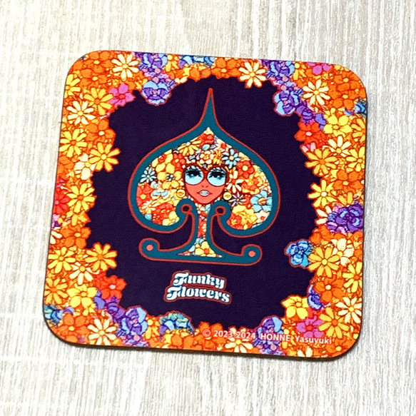 木製コースター(Funky Flowers) 2枚目の画像