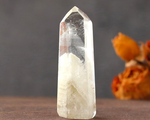 ホワイトファントムクォーツポイント 水晶 鉱物 天然石 送料無料