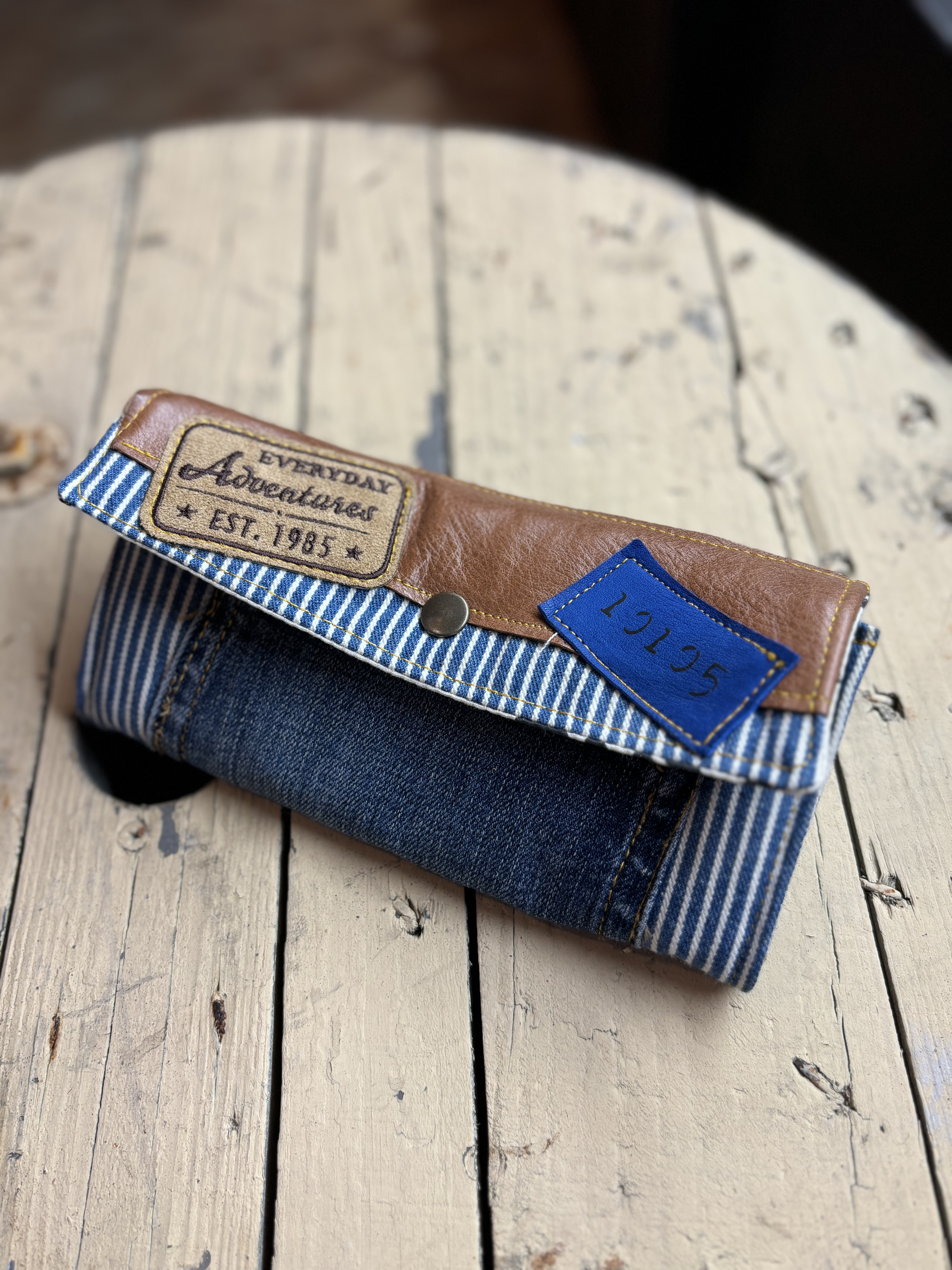 ブルーヒッコリーとデニムとレザーの長財布 ハンドメイド