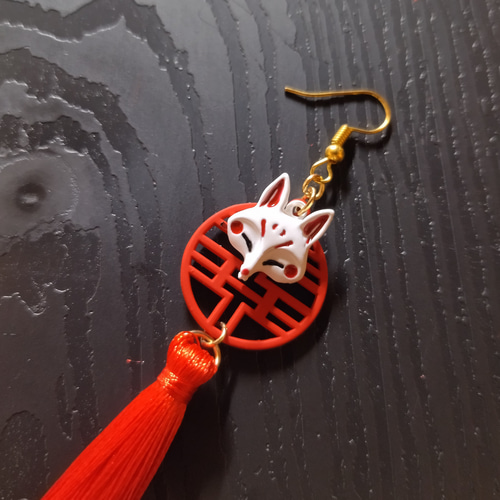 No.5309 ハンドメイド 水引 耳飾り タッセル えんじ 黒 ピアス